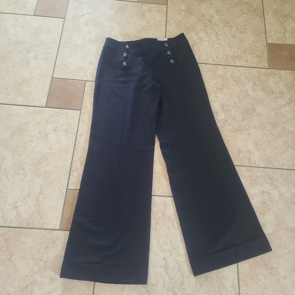 Pleated Wide Leg Pants !